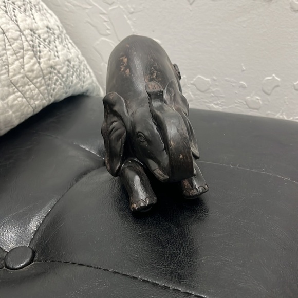 Elegant Black Elephant Figurine - Picture 3 of 3
